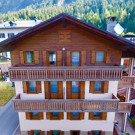 Ajarnola Locazioni Turist Hotel Auronzo di Cadore Exterior foto